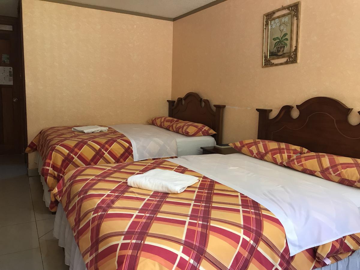 Hotel Puerta Del Sol Baños Exteriér fotografie