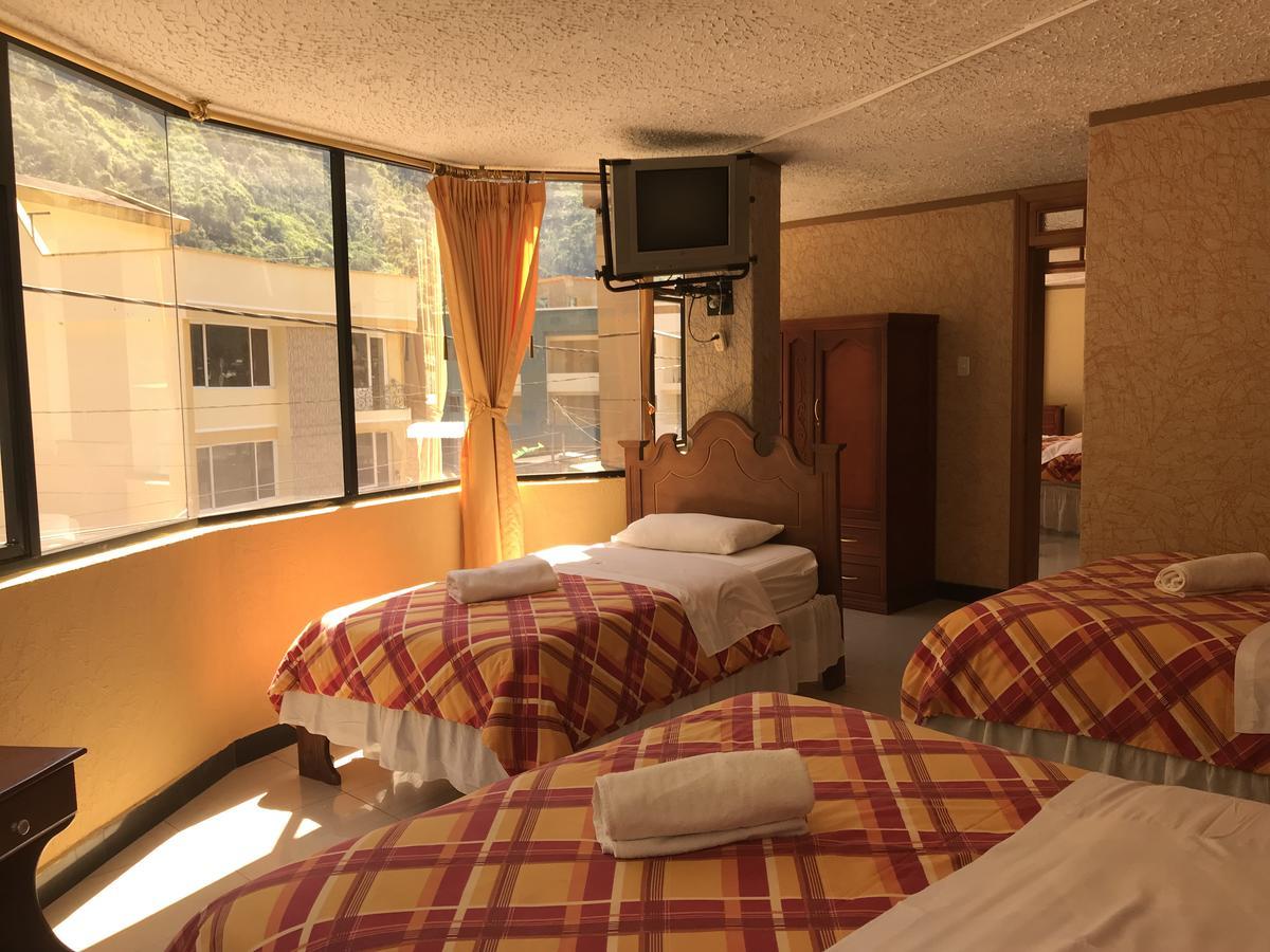 Hotel Puerta Del Sol Baños Exteriér fotografie