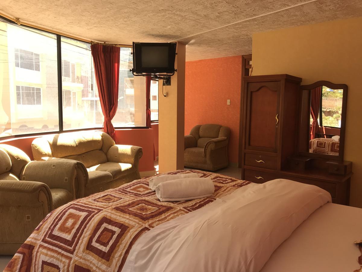 Hotel Puerta Del Sol Baños Exteriér fotografie
