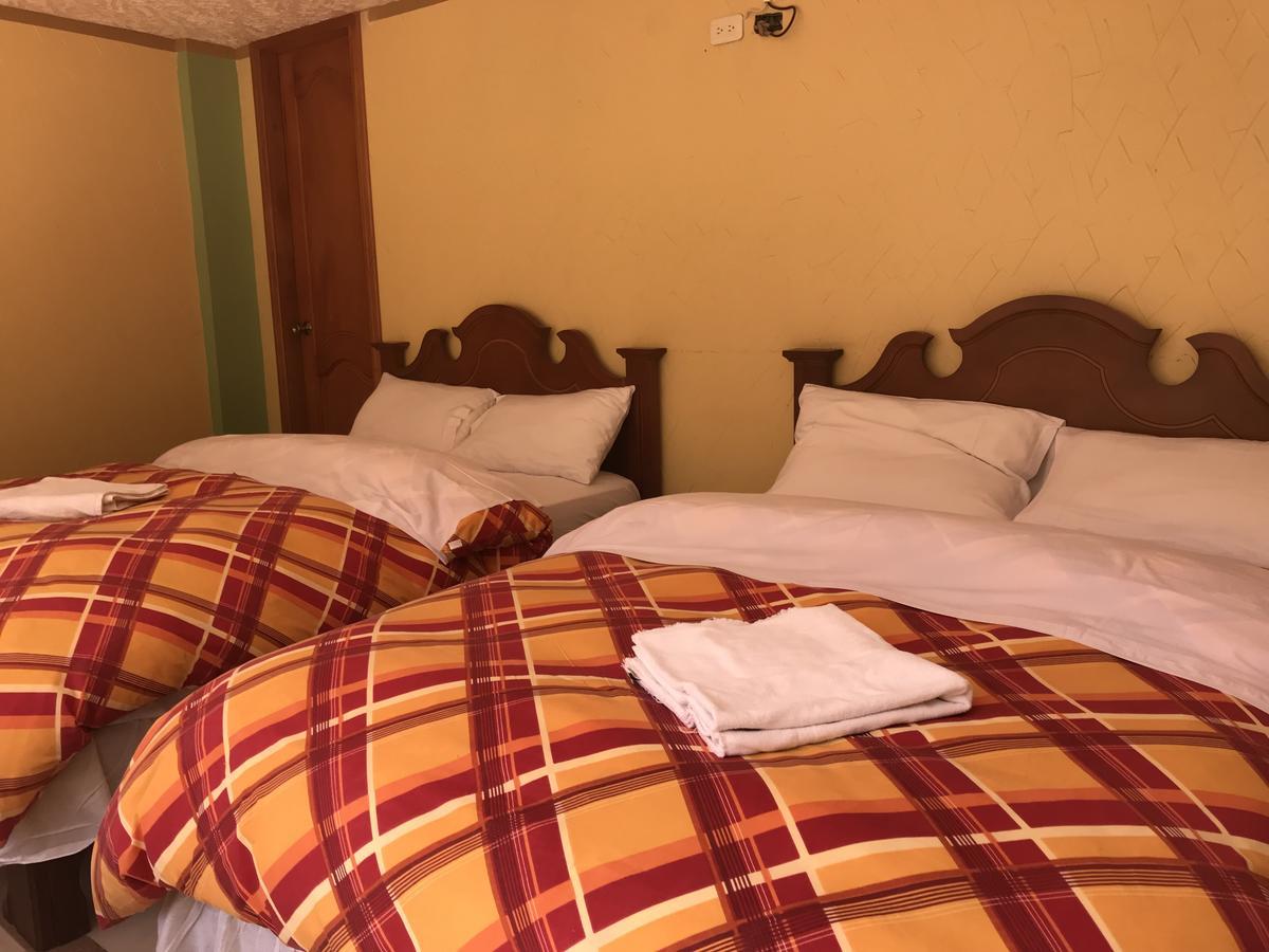 Hotel Puerta Del Sol Baños Exteriér fotografie