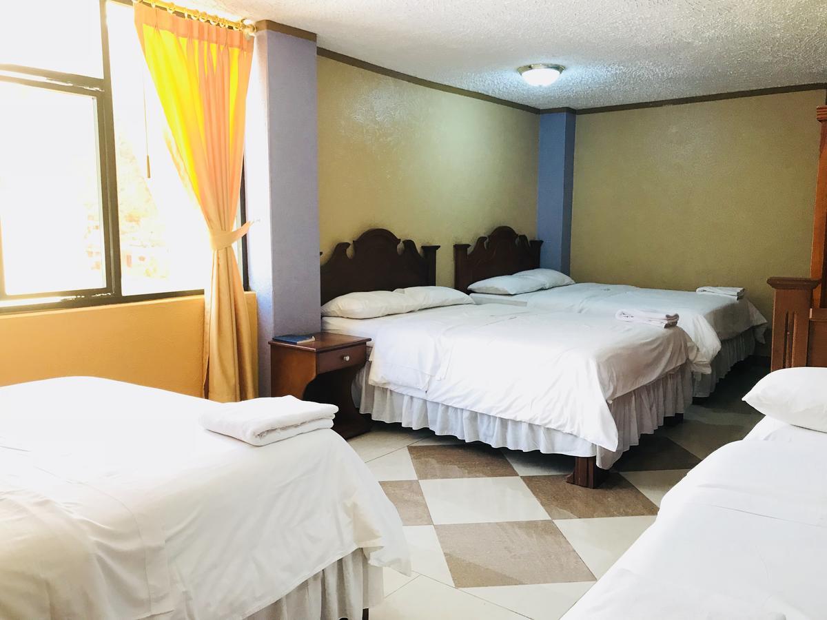 Hotel Puerta Del Sol Baños Exteriér fotografie